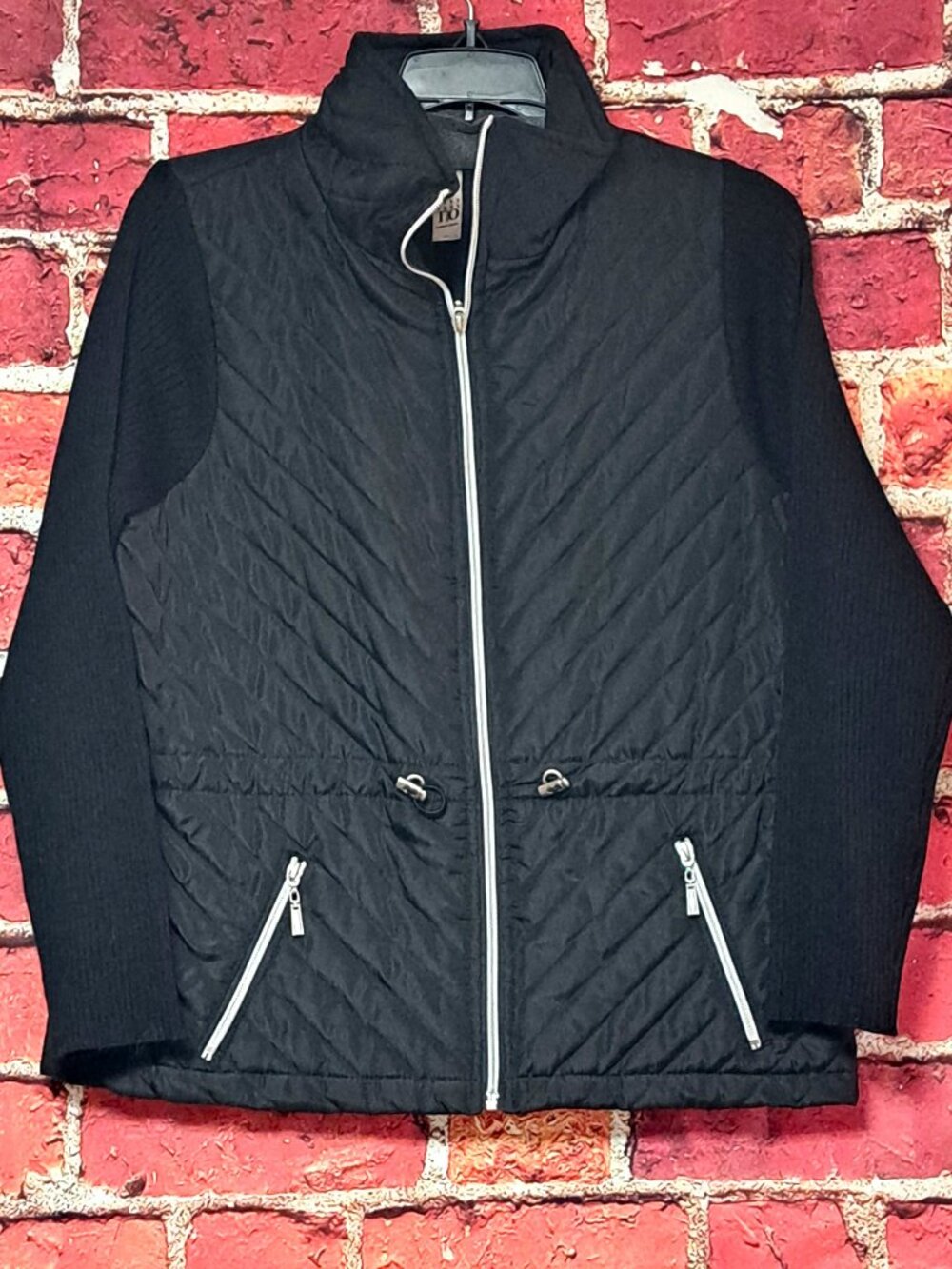 NICE LADIES BLACK JACKET ZIPPER FRONT SIZE MED THOMAS & OLIVIA RIBBED SLEEVES